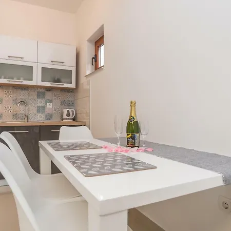 Apartments Kekel Biograd Na Moru Exterior photo