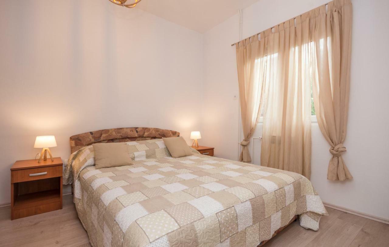 Kekel Apartment *