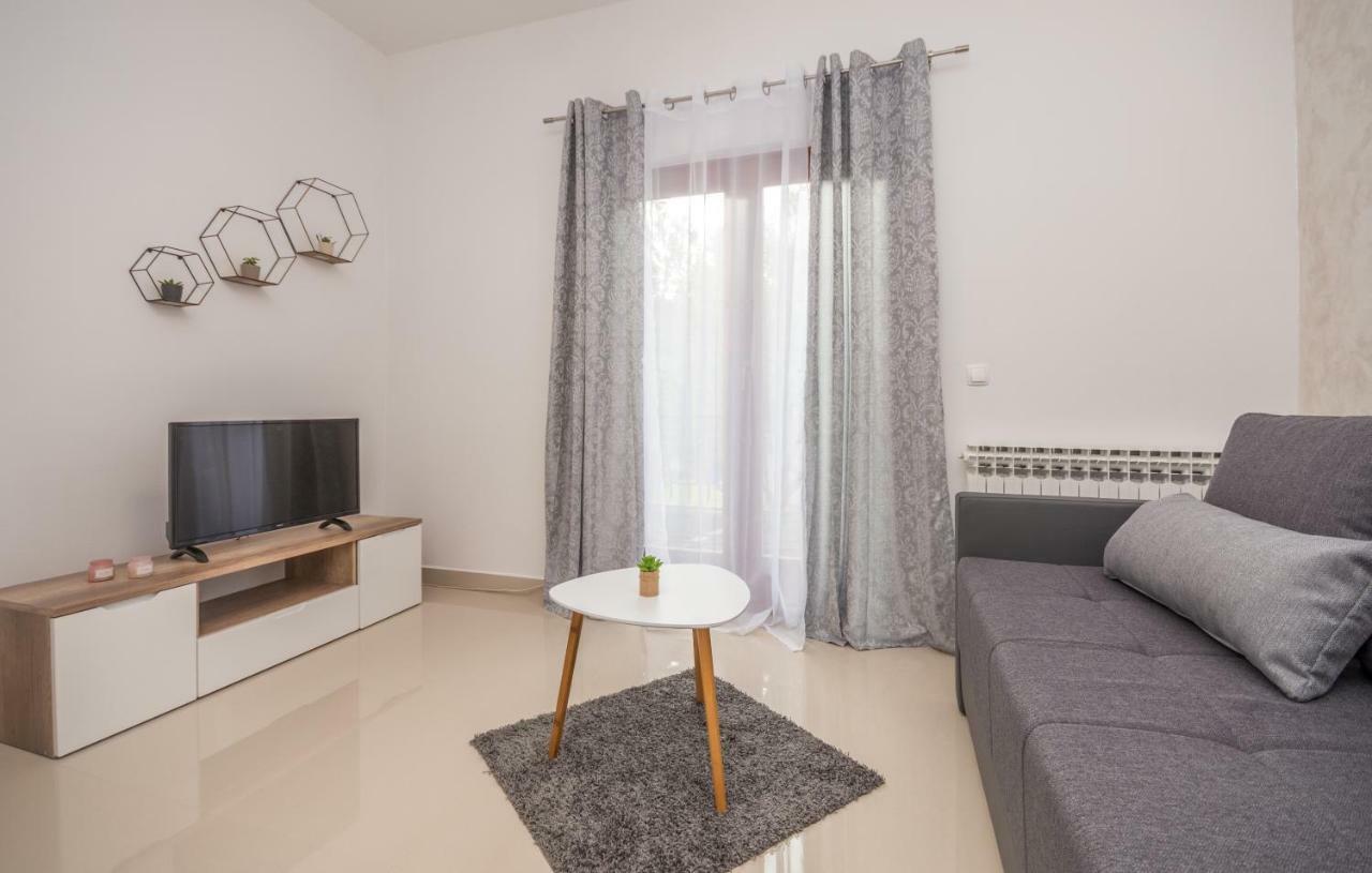 Kekel Apartment
