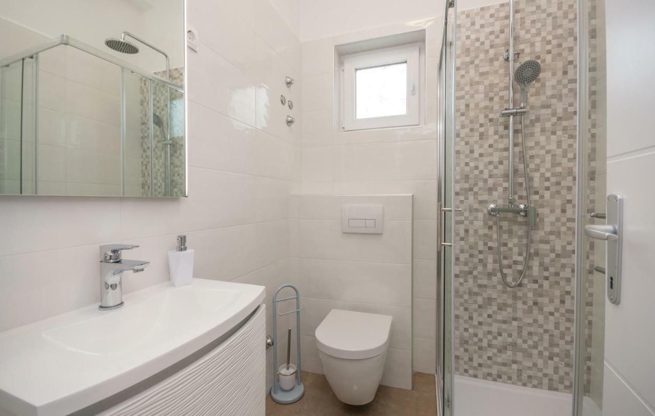 Kekel Apartman Biograd Na Moru